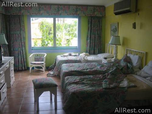 Doctors Cave Beach Hotel 20